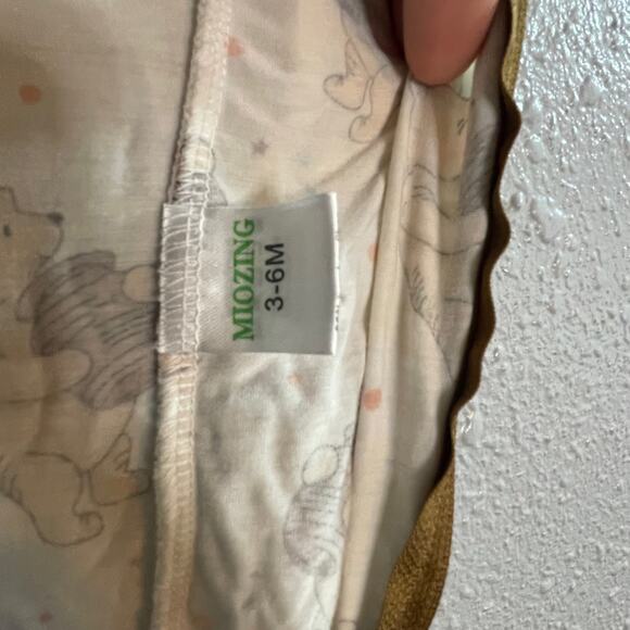 BAMBOO Pooh Bear One-Piece Zippy Size 3-6 Months - Picture 4 of 5